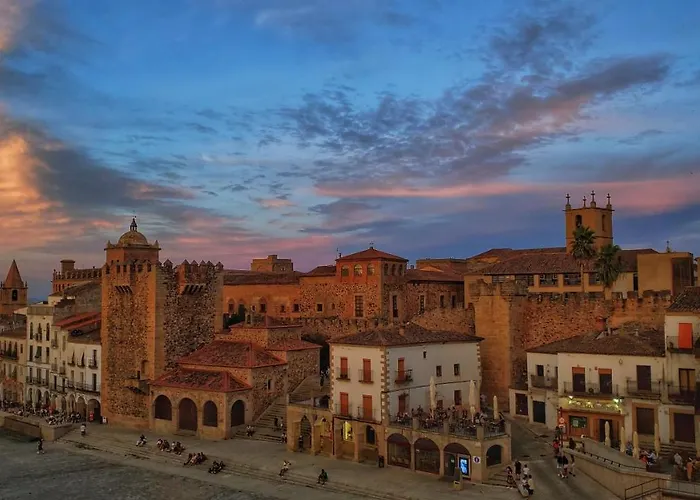 Hostal Martes Cáceres Plaza Mayor - Tercer piso SIN ascensor